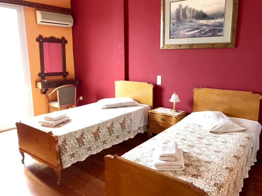Aegli Hotel ルートラキ エクステリア 写真